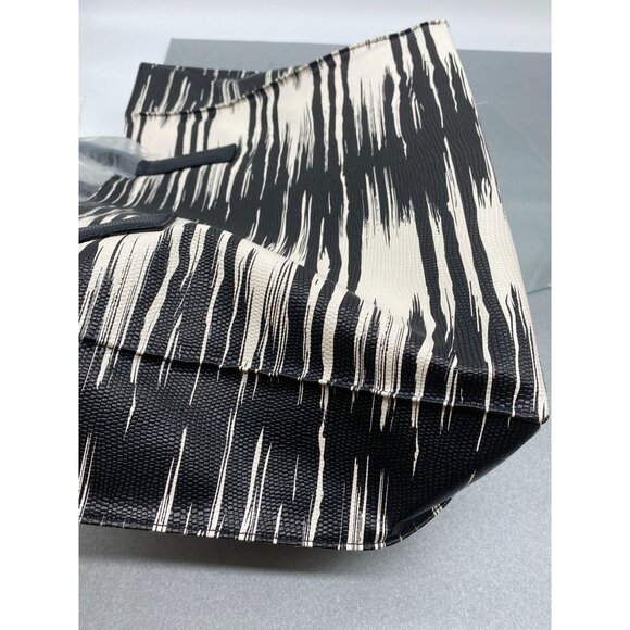 Estee Lauder Black & White Tote Bag - Picture 4 of 4
